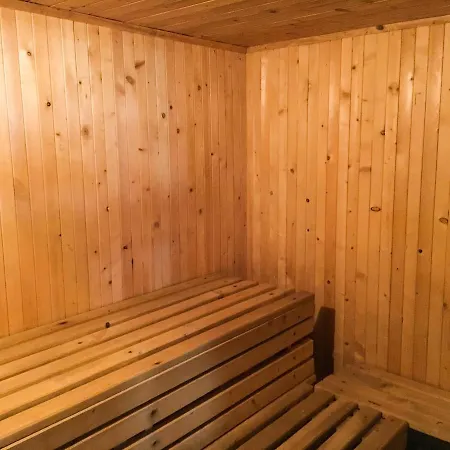 - Turisticke فندق