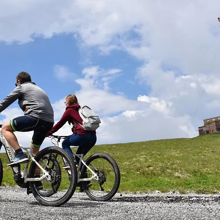 فندق - Turisticke