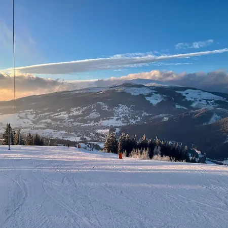 - Turisticke Telgárt