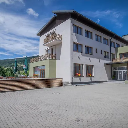 - Turisticke Otel *