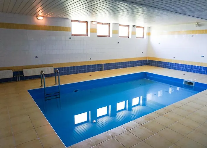 - Turisticke Szálloda Garamfő